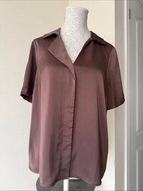 Satin Short Sleeve Button-Front Blouse in Mauve Brown